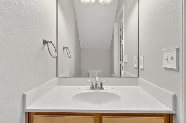 2110 Encino Dr, Corpus Christi, TX 78414
