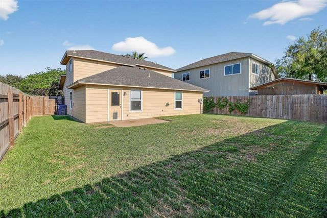 2110 Encino Dr, Corpus Christi, TX 78414