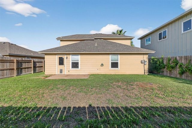 2110 Encino Dr, Corpus Christi, TX 78414