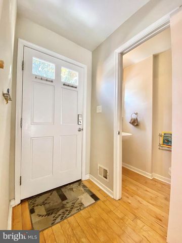 BISHOP DR, Aston, PA 19014