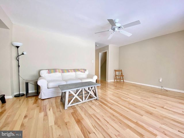 BISHOP DR, Aston, PA 19014