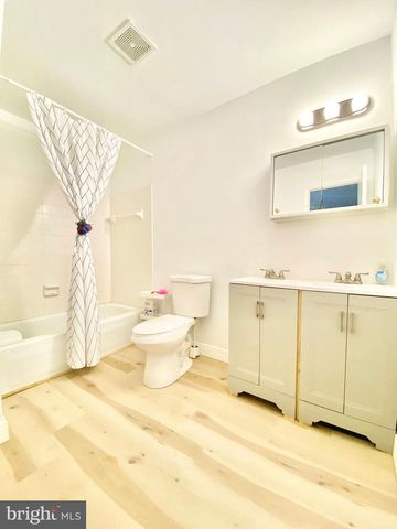 BISHOP DR, Aston, PA 19014