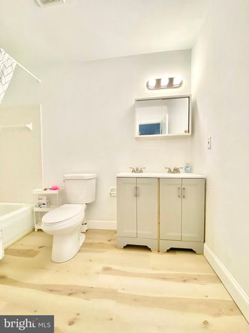 BISHOP DR, Aston, PA 19014