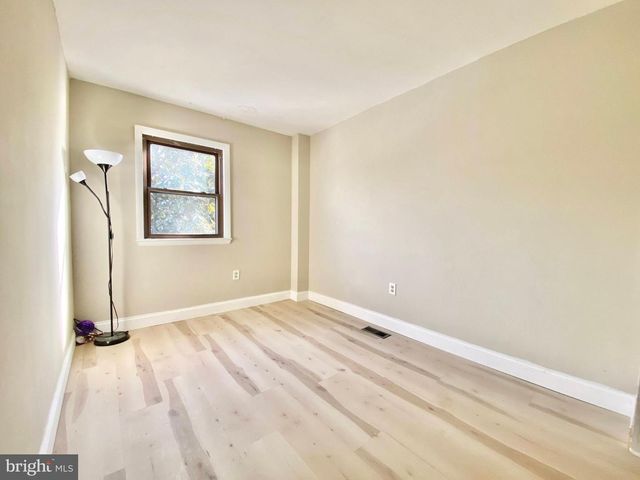 BISHOP DR, Aston, PA 19014