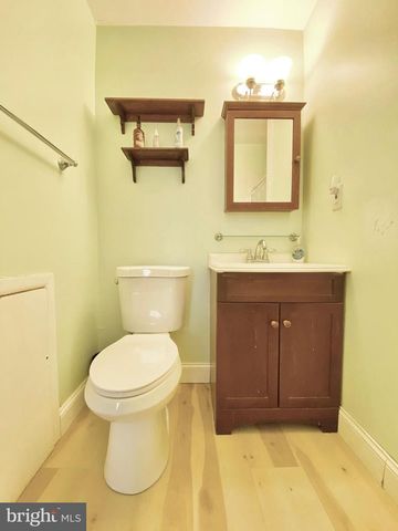 BISHOP DR, Aston, PA 19014