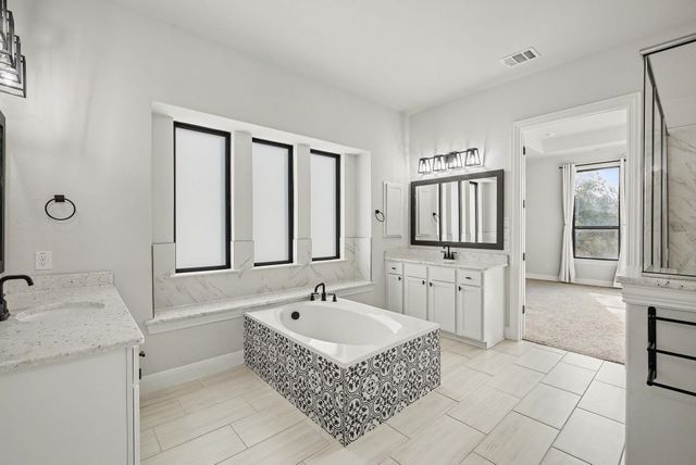 208 Tovas Secret CV, Georgetown, TX 78628