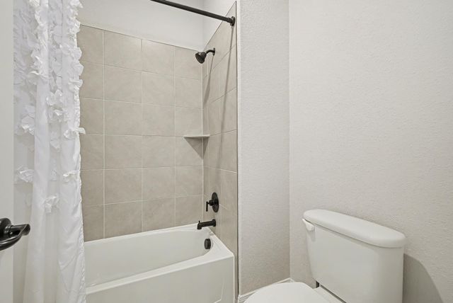 208 Tovas Secret CV, Georgetown, TX 78628