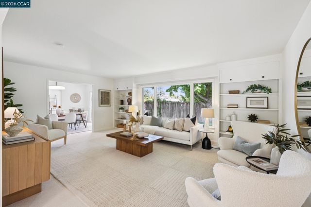 263 Tharp Dr, Moraga, CA 94556