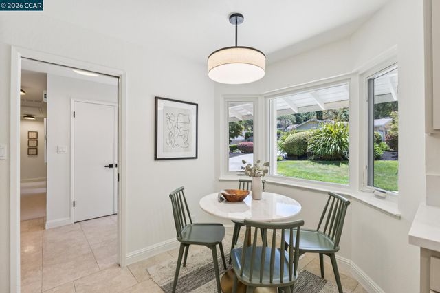 263 Tharp Dr, Moraga, CA 94556