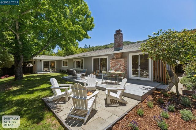 263 Tharp Dr, Moraga, CA 94556