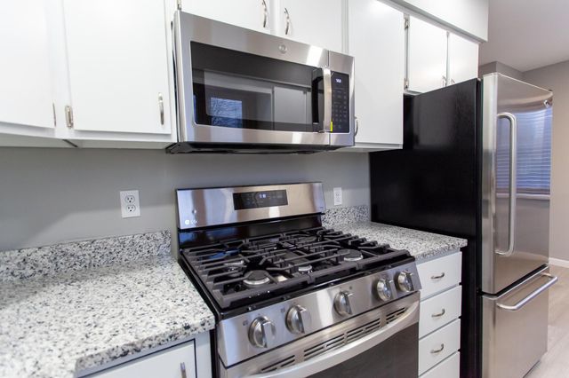 2295 Shrewsbury Road, Columbus, OH 43221