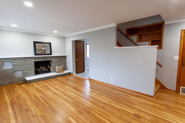 2295 Shrewsbury Road, Columbus, OH 43221