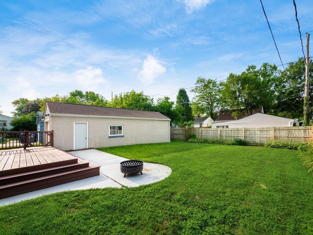 2295 Shrewsbury Road, Columbus, OH 43221