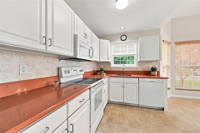 120 Scenic Lake Drive, Riverhead, NY 11901