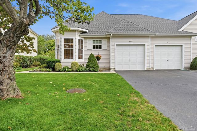 120 Scenic Lake Drive, Riverhead, NY 11901