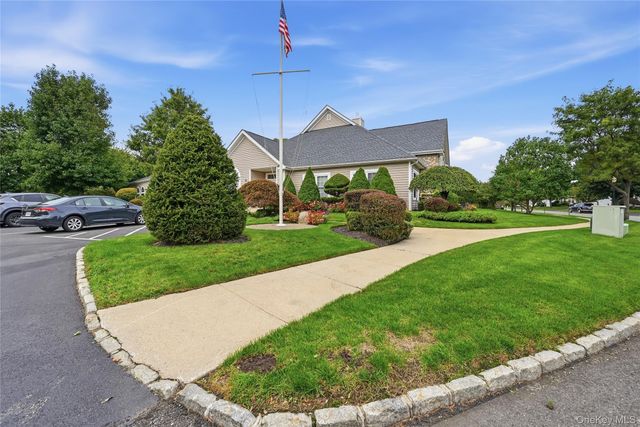 120 Scenic Lake Drive, Riverhead, NY 11901
