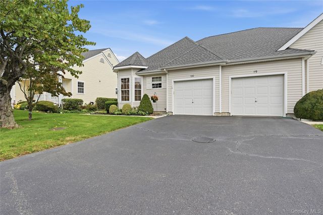 120 Scenic Lake Drive, Riverhead, NY 11901