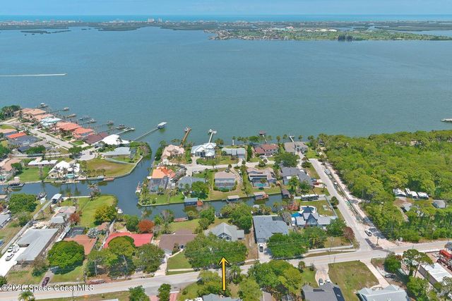 2080 Newfound Harbor Drive, Merritt Island, FL 32952