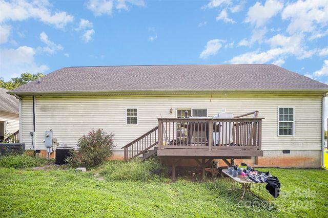831 Perry Road, Troutman, NC 28166