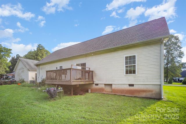 831 Perry Road, Troutman, NC 28166