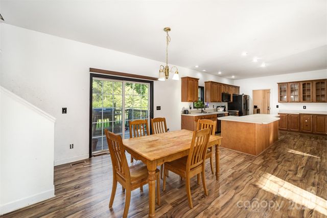 831 Perry Road, Troutman, NC 28166