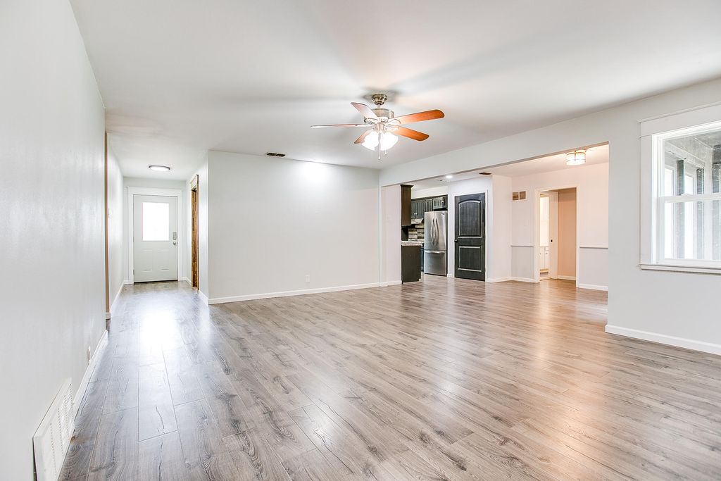 Image 11 of property listing at 3202 Tanglewood Drive, San Angelo, TX 76904