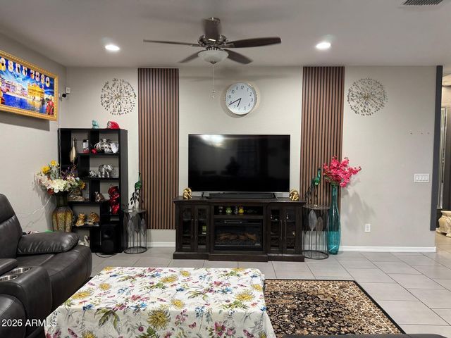 11562 W LEVI Drive, Avondale, AZ 85323