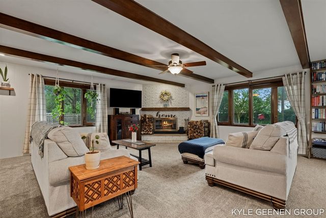 135 Grandview Avenue, Holland, MI 49423