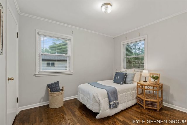 135 Grandview Avenue, Holland, MI 49423