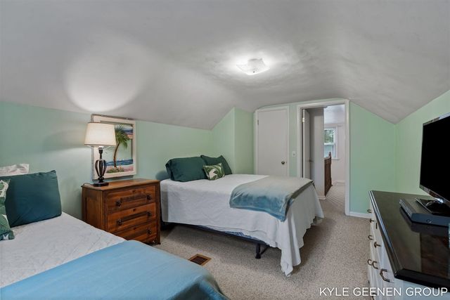 135 Grandview Avenue, Holland, MI 49423