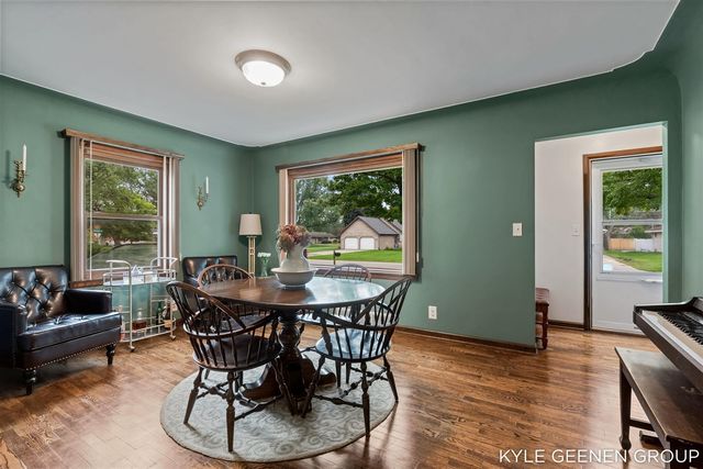 135 Grandview Avenue, Holland, MI 49423