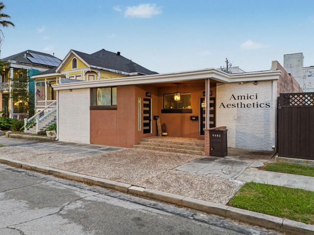 2219 Sealy Street, Galveston, TX 77550