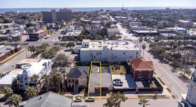 2219 Sealy Street, Galveston, TX 77550