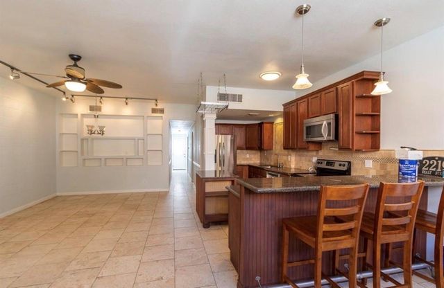 2219 Sealy Street, Galveston, TX 77550