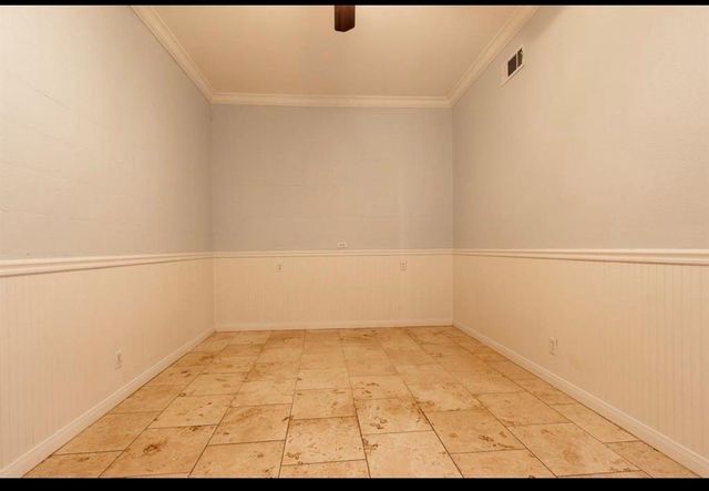 2219 Sealy Street, Galveston, TX 77550