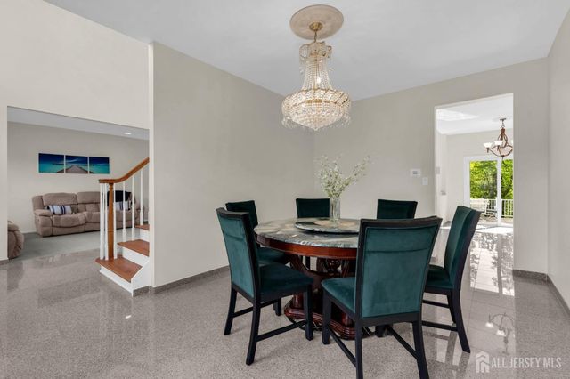73 Stratton Road, Old Bridge, NJ 07747