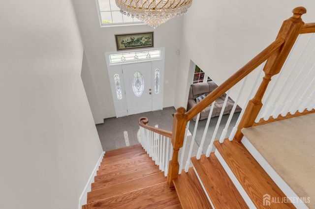 73 Stratton Road, Old Bridge, NJ 07747