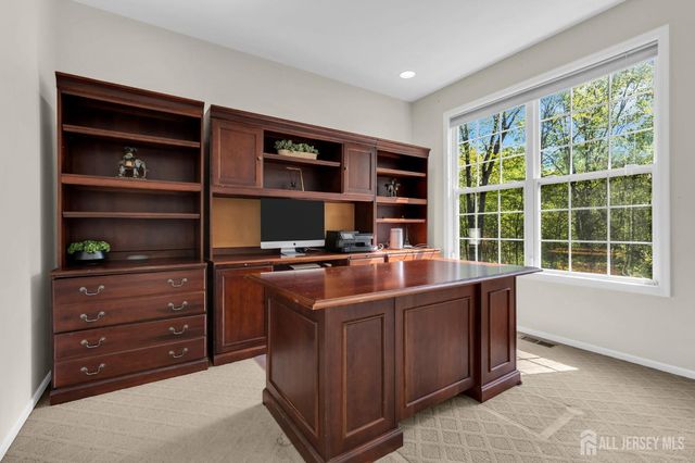 73 Stratton Road, Old Bridge, NJ 07747