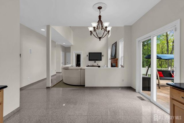 73 Stratton Road, Old Bridge, NJ 07747