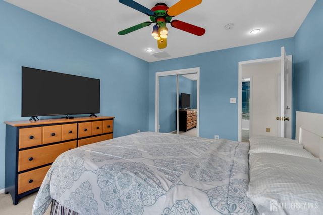73 Stratton Road, Old Bridge, NJ 07747