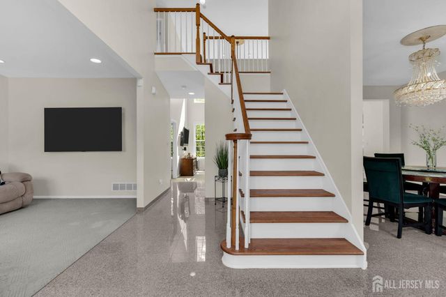73 Stratton Road, Old Bridge, NJ 07747