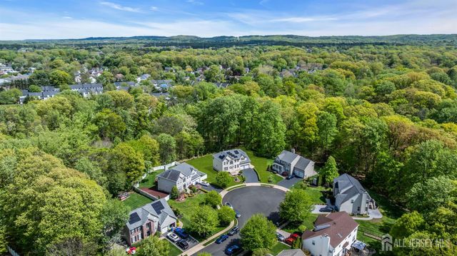 73 Stratton Road, Old Bridge, NJ 07747