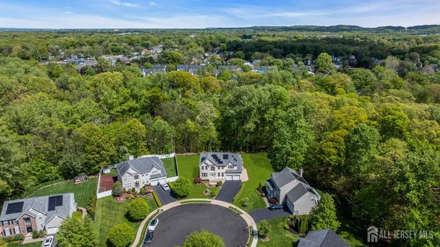 73 Stratton Road, Old Bridge, NJ 07747
