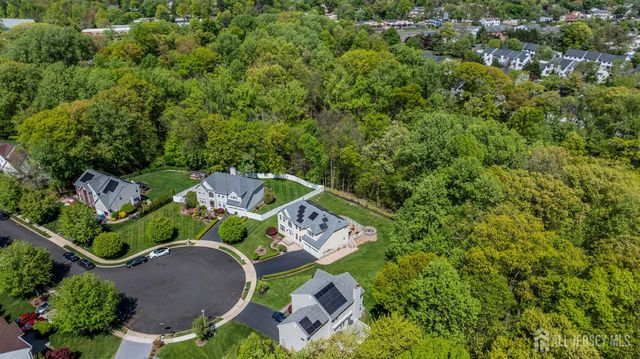 73 Stratton Road, Old Bridge, NJ 07747