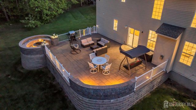 73 Stratton Road, Old Bridge, NJ 07747