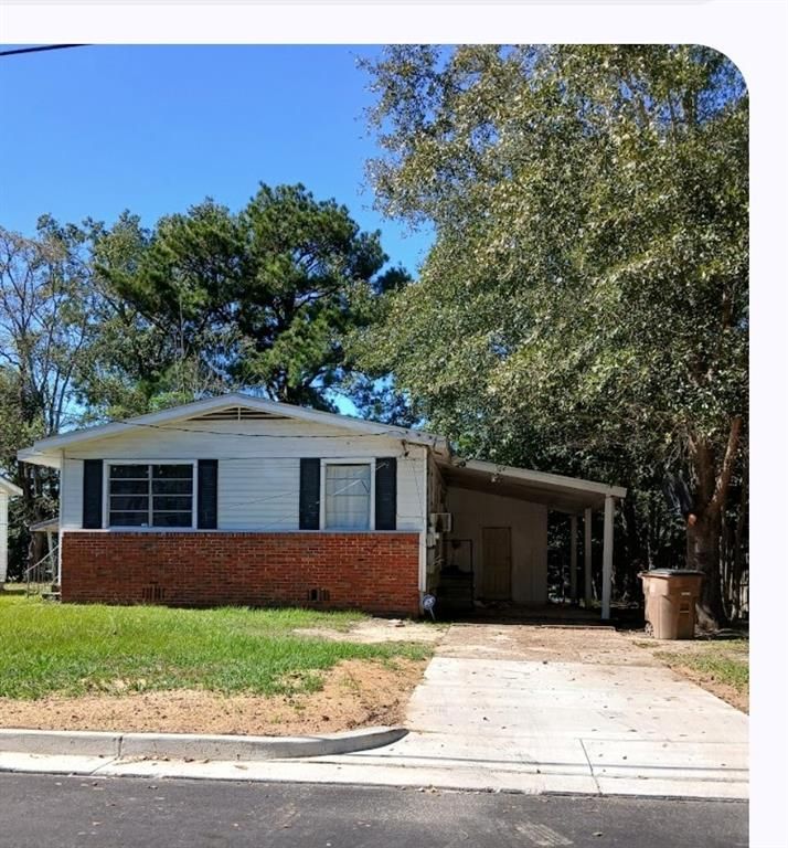 460 Pinehill Drive, Mobile, AL 36606