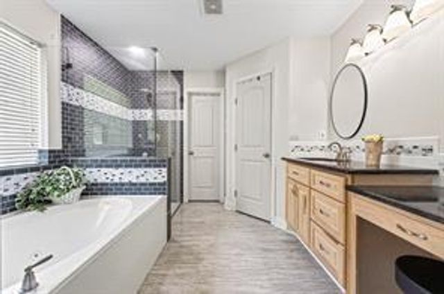 3319 Hemingway Drive, Montgomery, TX 77356