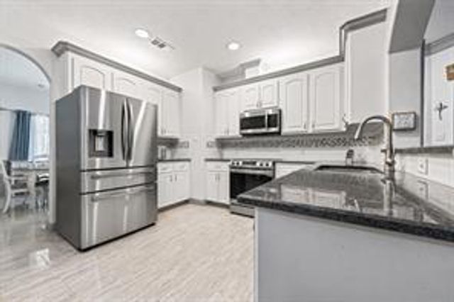 3319 Hemingway Drive, Montgomery, TX 77356
