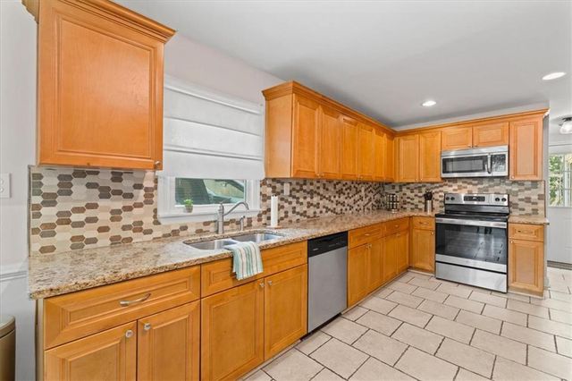 2085 Harold Avenue SE, Smyrna, GA 30080