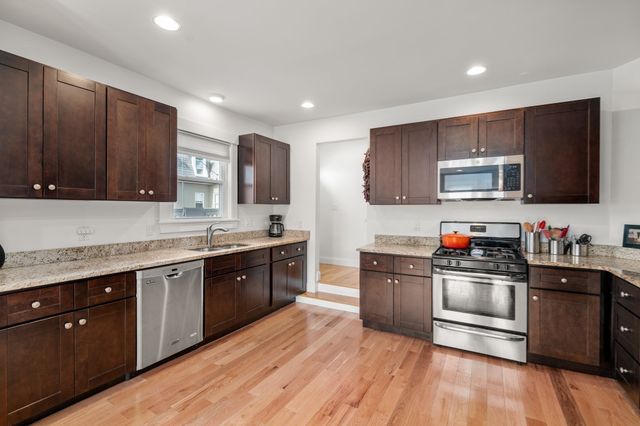 659 Moody St 3, Waltham, MA 02453